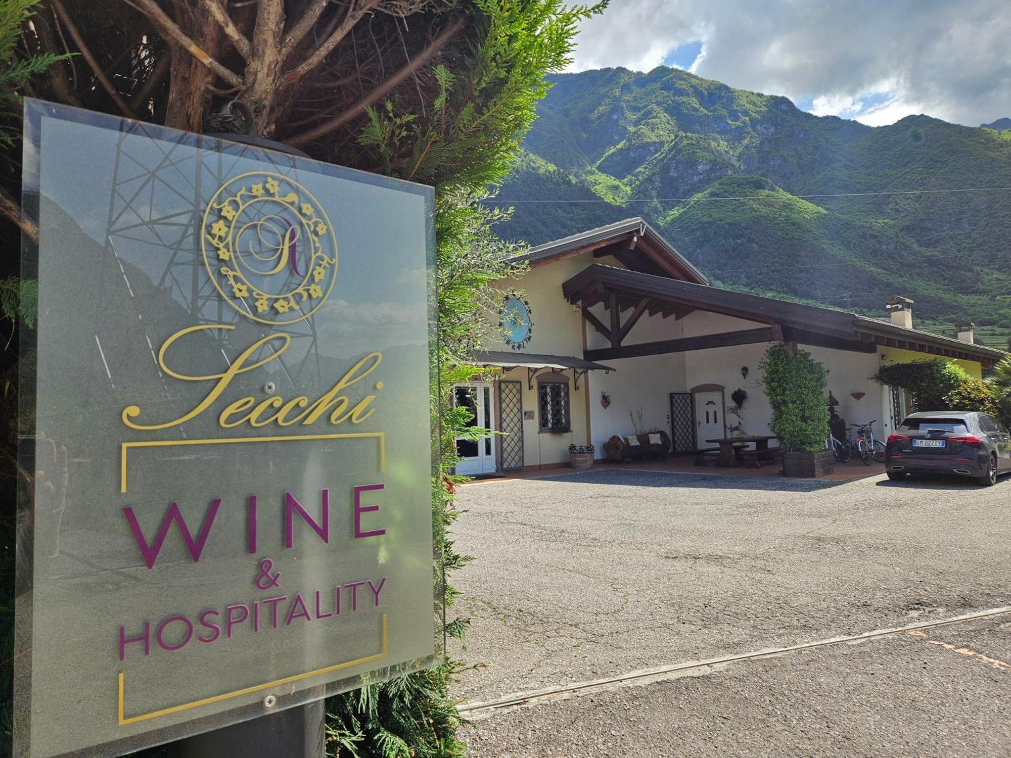 Relais Divino Hotel Ala Exterior photo